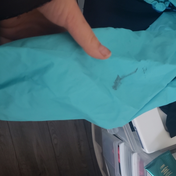 Women's North Face jacket - Picture 2 of 3